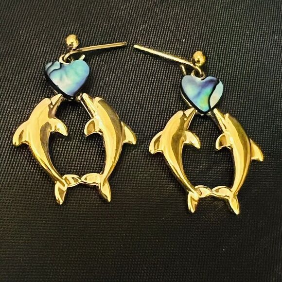 Vintage Weekenders Paua Shell Kissing Dolphins Heart Dangle Earrings Gold 1445 - Picture 2 of 10